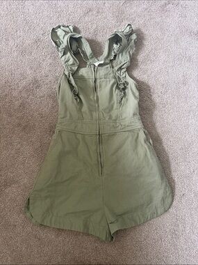 AUREUM Olive Ruffle-Strap Romper